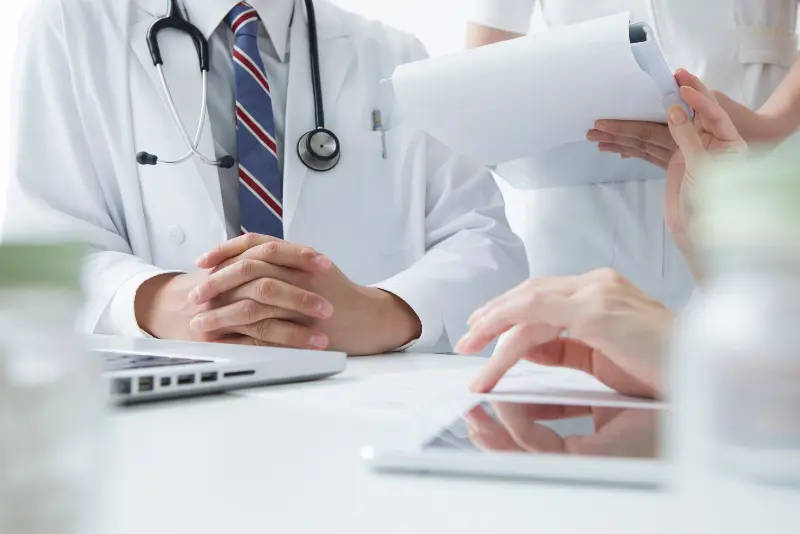 Kako dolgo traja bolniška po operaciji krčnih žil?