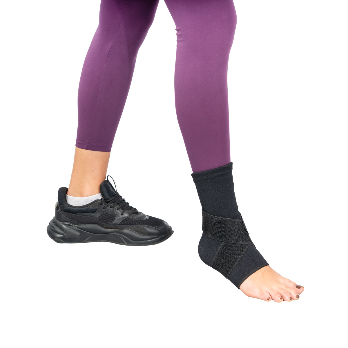 Alternative view of Elastična opora za gleženj s trakom