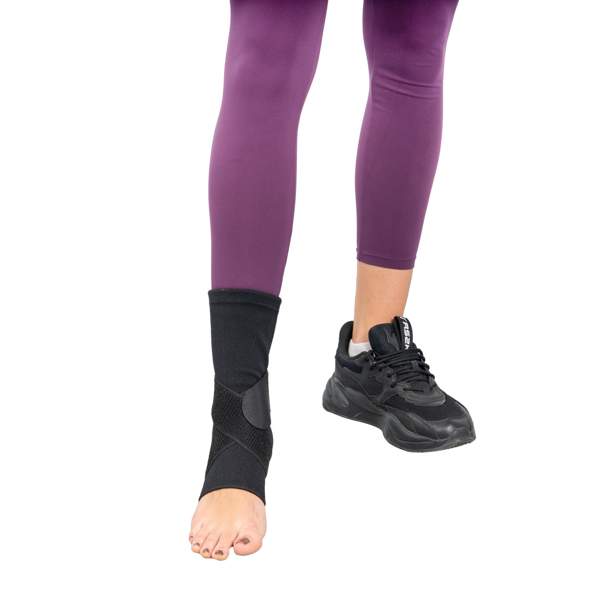 Elastična opora za gleženj s trakom